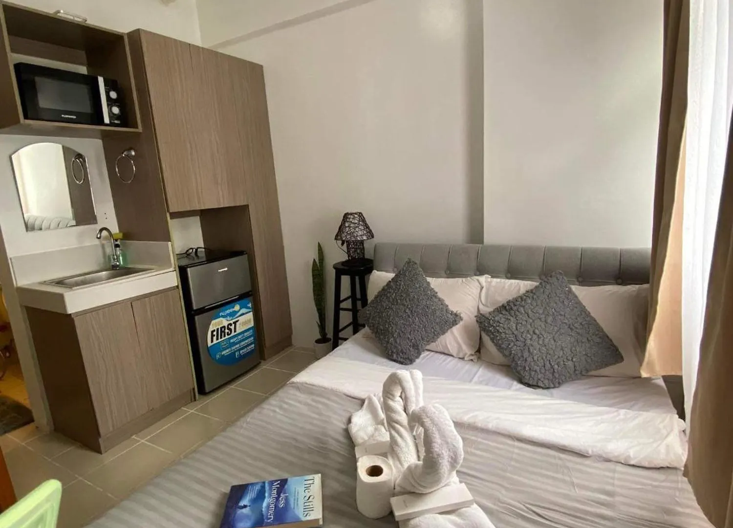 Affordable Buenbyahe Staycation In Urban Deca Tower Edsa, F Residences And The Regalia Park Tower Cubao Manila